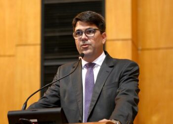 Davi Diniz é eleito conselheiro do Tribunal de Contas do Espírito Santo