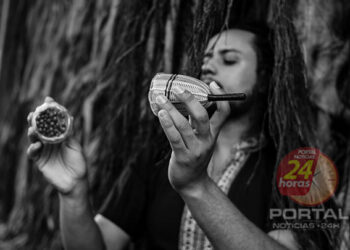 Léo de Paula apresenta a força da percussão afro-brasileira em fórum na Colômbia