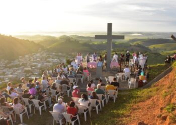 Paróquia promove Caminhada Penitencial em Rio Novo do Sul