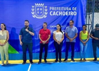 [Cachoeiro] Prefeitura entrega quadra revitalizada à comunidade do Agostinho Simonato
