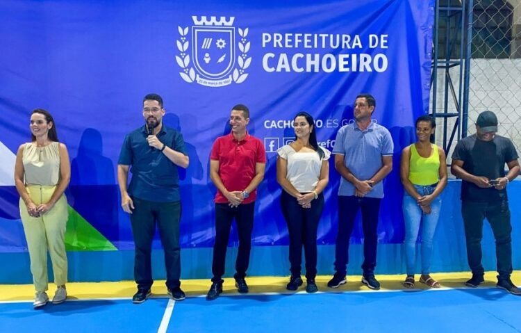 [Cachoeiro] Prefeitura entrega quadra revitalizada à comunidade do Agostinho Simonato