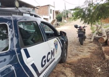 [Cachoeiro] GCM prende homem com mandado de prisão em aberto no Bela Vista