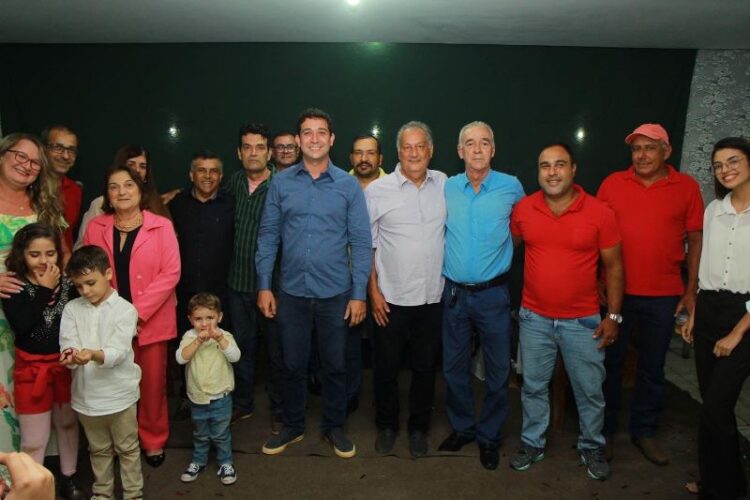 [Jerônimo Monteiro] Mitter Mayer lança pré-candidatura a prefeito pelo Progressistas