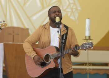 Cantor alegrense participa de Concurso Nacional de Música Católica