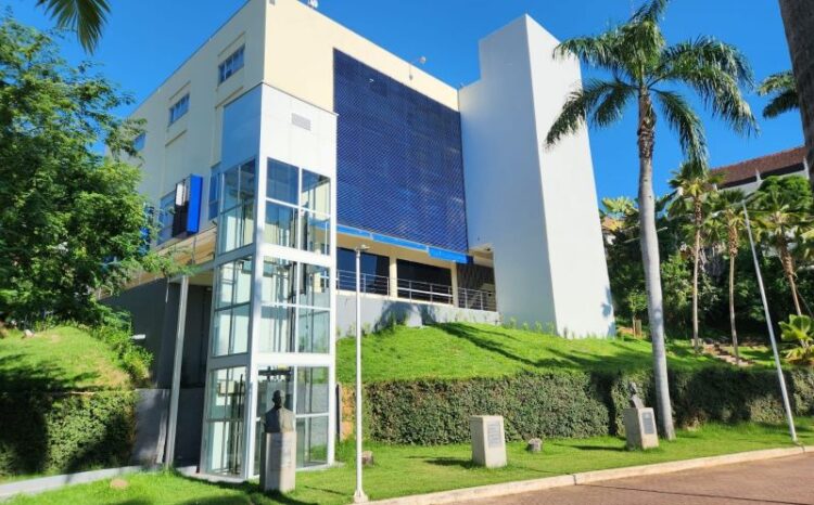 CMCI inaugura elevador panorâmico para deficientes, na quinta (2)