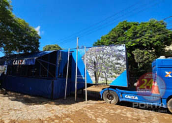 Caminhão Caixa chega a Mimoso do Sul (ES) para atendimento à população