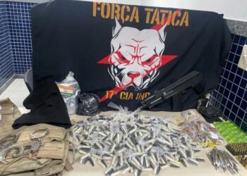 Força Tática da PM apreende mais de mil pinos de cocaína em Vila Velha