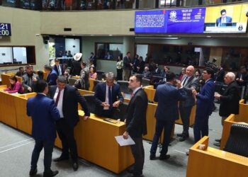 Deputados estaduais aprovam mudanças em prazos referentes a ICMS