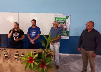 Anchieta e Alegre recebem mudas e capacitação do Projeto Arranjos Produtivos