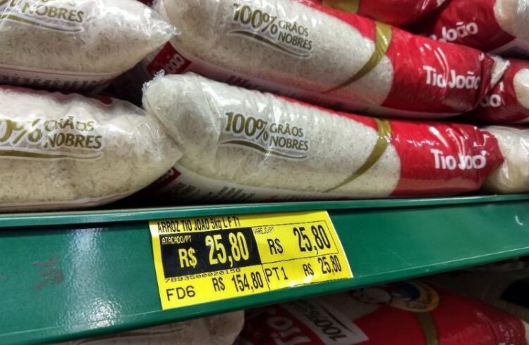 Procon de Cachoeiro trabalha para inibir reajustes sem causa em supermercados