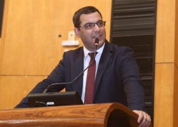 Dr. Bruno apresenta projeto para atender mães atípicas, com filhos com doenças raras ou deficiências