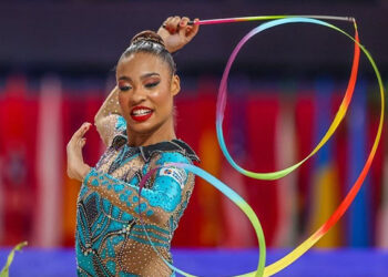 Geovanna Santos embarca para a Europa rumo à disputa da Copa do Mundo de Ginástica Rítmica
