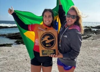 Capixaba Luna Hardman é bicampeã mundial Pro Junior de Bodyboarding, no Chile