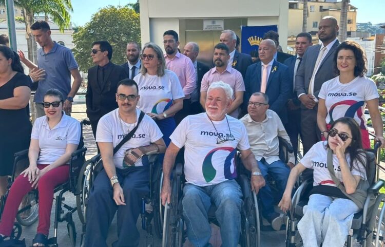 [Cachoeiro] Câmara Municipal comemora emancipação e inaugura obras de acessibilidade