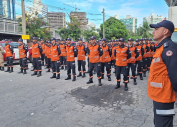 Espírito Santo envia segunda equipe de bombeiros para Rio Grande do Sul