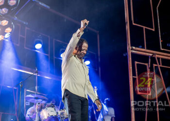 Adhemar de Campos lança “Deus Presente”, um chamado à presença de Deus