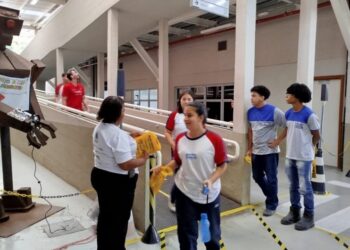[Maio Amarelo] Cachoeiro promove Educação para Segurança no Trânsito em escolas