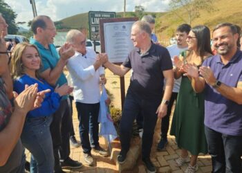 Casagrande inaugura obras e destina mais investimentos para Bom Jesus do Norte
