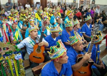 4º Encontro de Folia de Reis leva alegria e fé ao distrito de Burarama