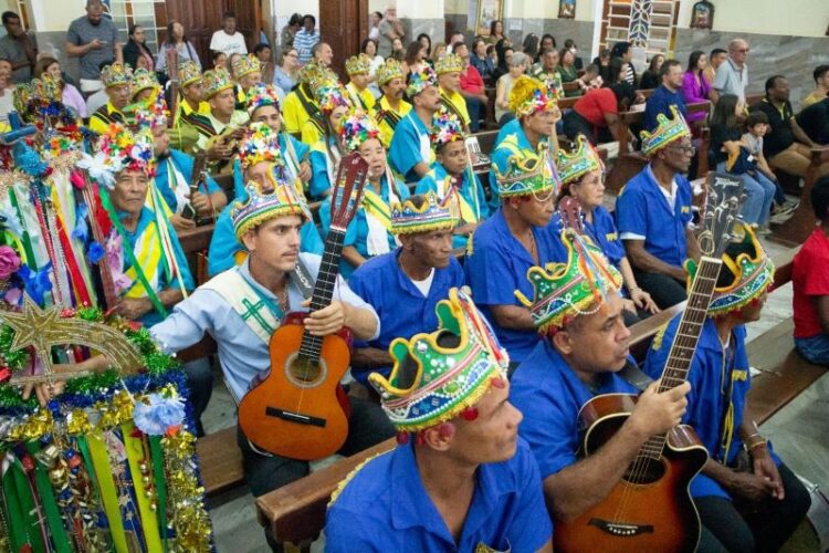 4º Encontro de Folia de Reis leva alegria e fé ao distrito de Burarama