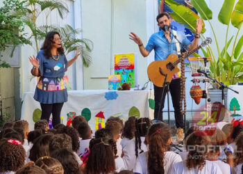 [Guaçuí] Intercâmbio artístico de companhias teatrais do Norte e Sul do ES resulta em divertido espetáculo infanto juvenil