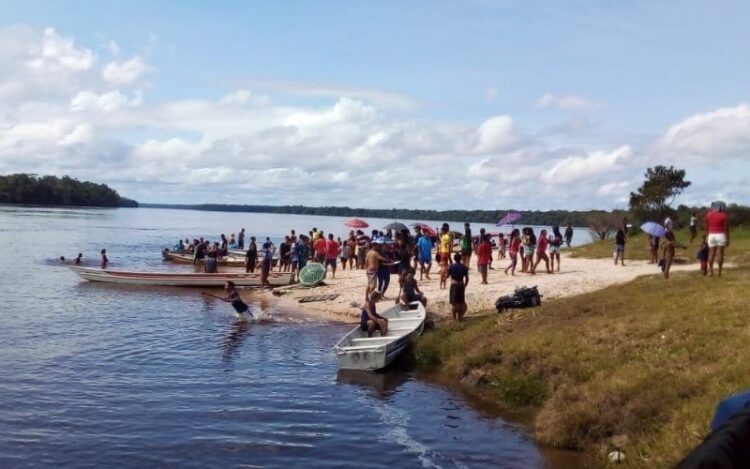 Religiosa capixaba realiza trabalho missionário com crianças indígenas no Amazonas