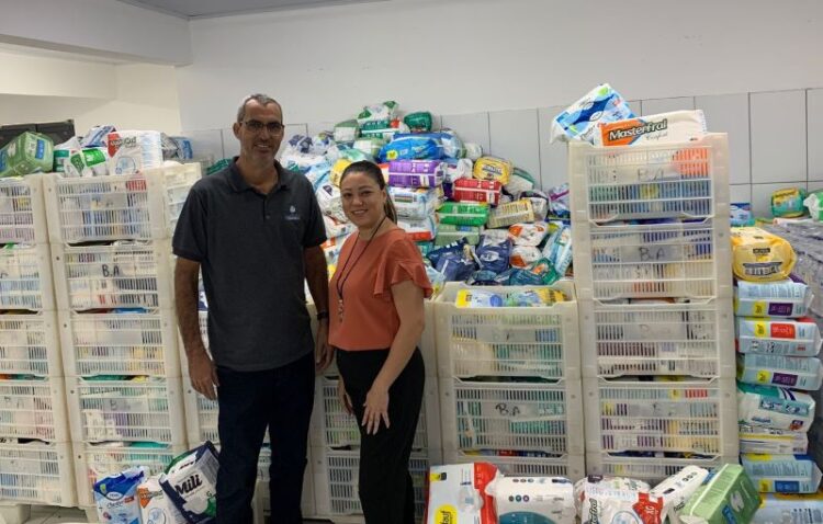 [Cachoeiro] Prefeitura doa mais de 1.450 pacotes de fraldas arrecadadas nas corridas Kids e São Pedro