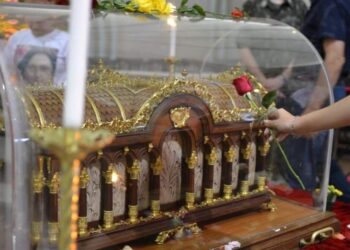Relíquias de Santa Teresinha chegam a Cachoeiro neste sábado