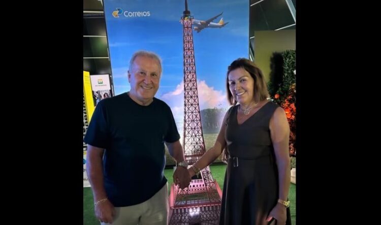 Ex-jogador Zico é assaltado em Paris, levaram R$ 1,2 milhão