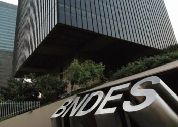 BNDES lança concurso após 12 anos com salários a partir de R$ 20 mil