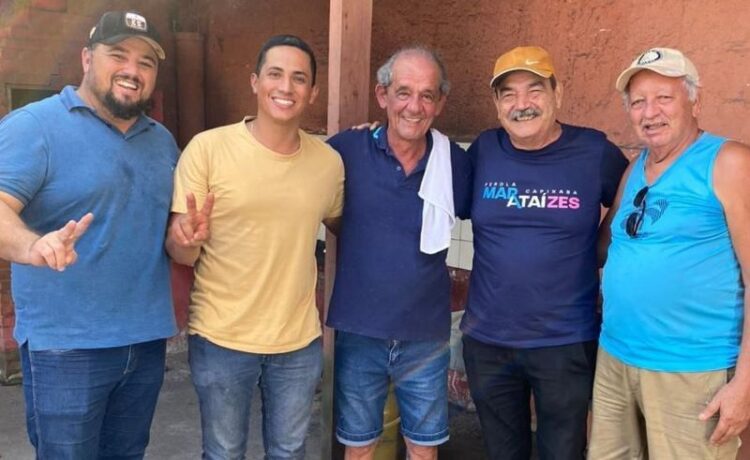 Dr. Jander mais próximo de Toninho Bitencourt (Podemos) na campanha eleitoral de Marataízes