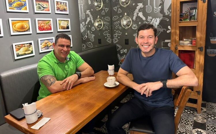 [Eleições 2024] Em Vila Velha, Arnaldinho busca apoio do PP para reeleição