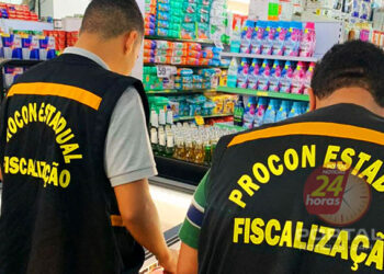 [Região do Caparaó] Procon-ES apreende mais de 100 quilos de produtos vencidos em supermercados