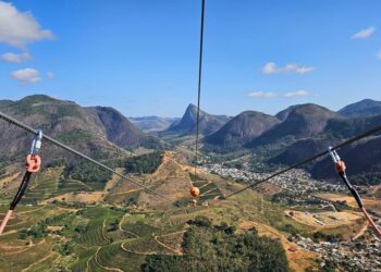 Governo do Estado inaugura em Pancas maior circuito de tirolesas da América Latina