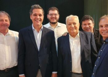 [Eleições 2024] Ferraço e Júnior Corrêa participaram de jantar beneficente ao lado do vice-governador, em Cachoeiro