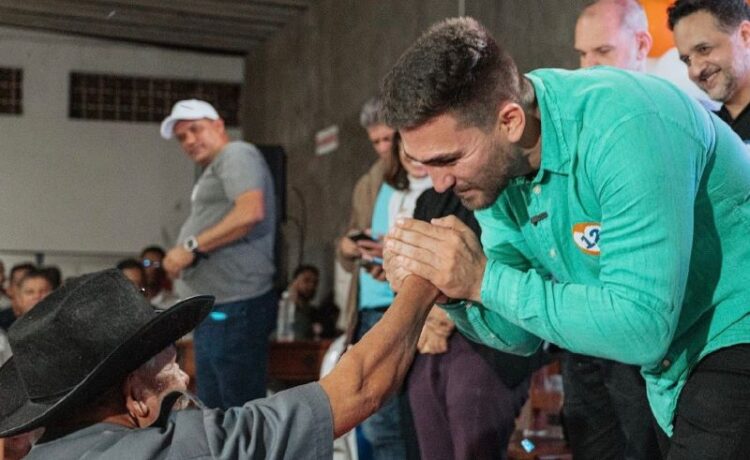 [Eleições 2024] Em alta, Geninho escolhe pescador como vice e agrada apoiadores em Itapemirim