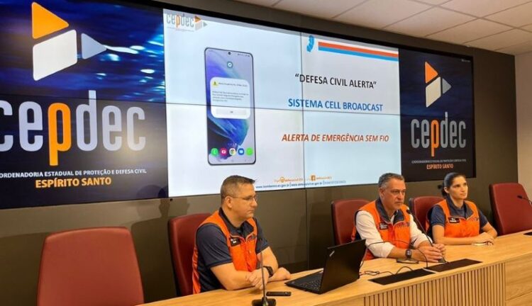 [Cachoeiro] Defesa Civil participa de testes para implantação do Sistema de Alerta de emergências climáticas