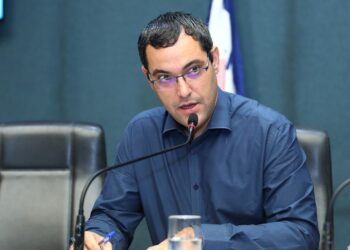 Depressão em idosos é tema de projeto de lei do deputado Dr Bruno Resende