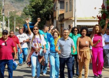 [Eleições 2024] Casteglione aperta o passo da campanha visitando bairros de Cachoeiro