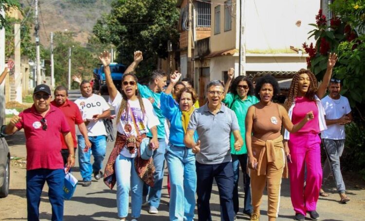 [Eleições 2024] Casteglione aperta o passo da campanha visitando bairros de Cachoeiro