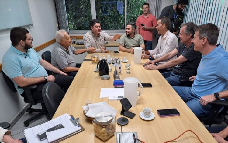 [Eleições 2024] Ferraço reúne empresários de São Joaquim para tratar da falta de água no polo industrial