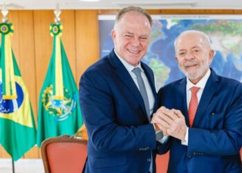 Governador Casagrande se reúne com presidente Lula no Palácio do Planalto