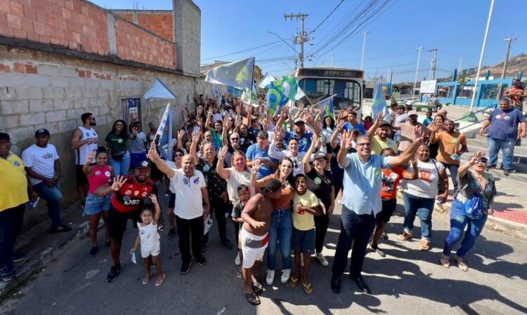 [Eleições 2024] Lorena Vasques faz caminhada no Alto Eucalipto e no Zumbi, em Cachoeiro