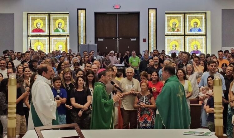 [Dom Luiz] Bispo de Cachoeiro visita Estados Unidos para se encontrar com católicos brasileiros