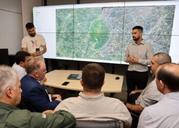 Casagrande anuncia sistema para auxiliar no combate a queimadas ilegais no Espírito Santo