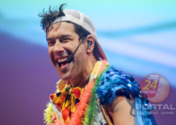 [Teatro da Ufes] Ator de novelas revive a magia dos anos 80 em espetáculo