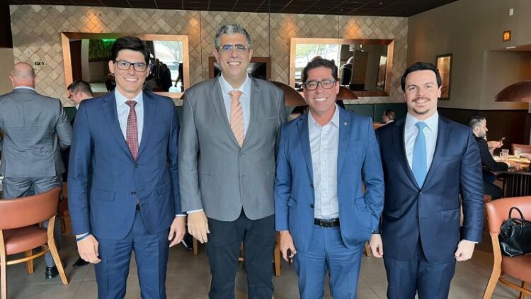 Encontro fortalece parceria entre Assembleia Legislativa e OAB-ES