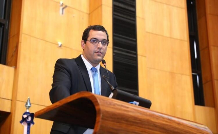 Deputado Dr. Bruno Resende propõe campanha “Agosto Cinza”, para prevenção de incêndios no ES