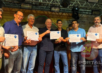 [Venda Nova] Governo do Estado realiza a entrega de Selo Arte na RuralTur