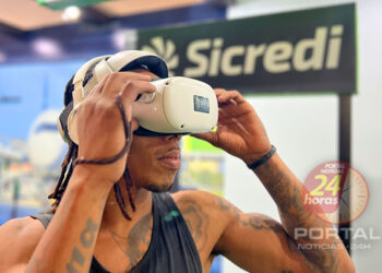 Estande do Sicredi na RuralturES proporciona experiência usando realidade virtual